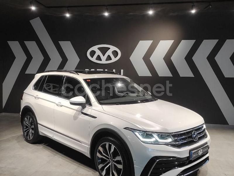 Usado VW Tiguan R-line 150 CV (110 kW) 2021 Blanco SUV