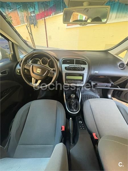 Negro Usado 2011 Seat Altea XL Reference Monovolumen | 4600 € (Precio justo) - Imagen 1/4