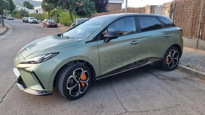 Usado MG MG4 EV 2023 Eléctrico Utilitario
