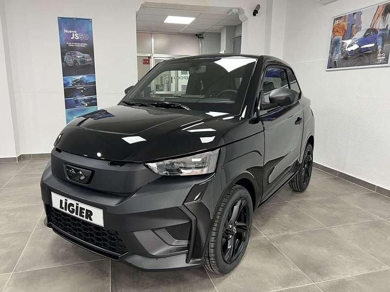 Nuevo Ligier JS50 2025 Rojo Utilitario