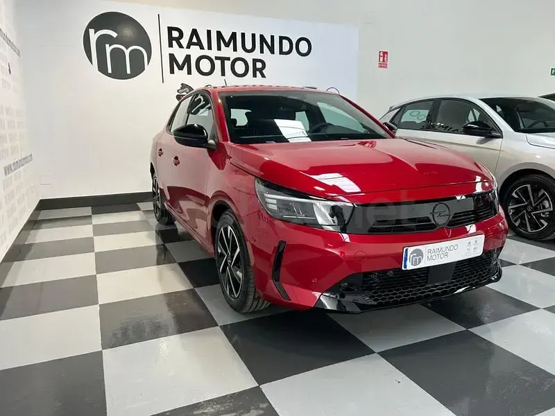 Nuevo Opel Corsa 100 CV (73 kW) 2025 Rojo Utilitario