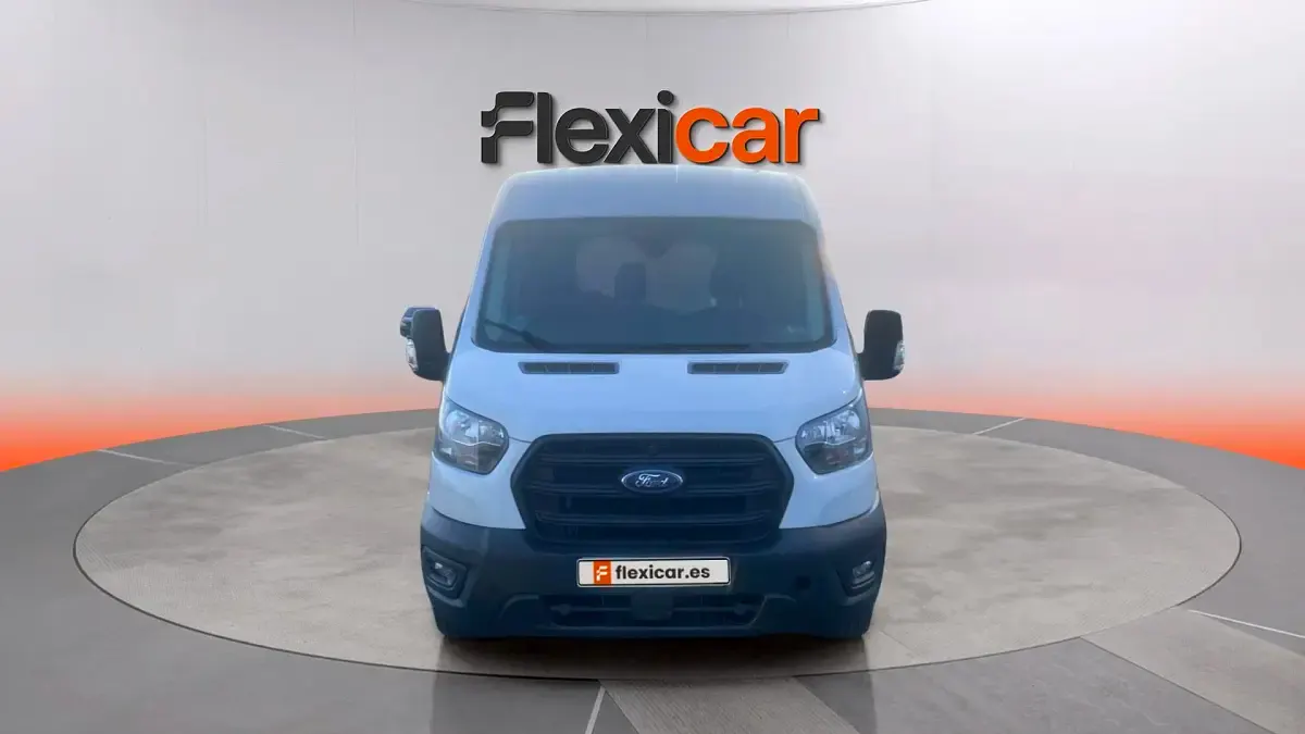 Usado Ford Transit Trend 131 CV (96 kW) 2023 Blanco Van
