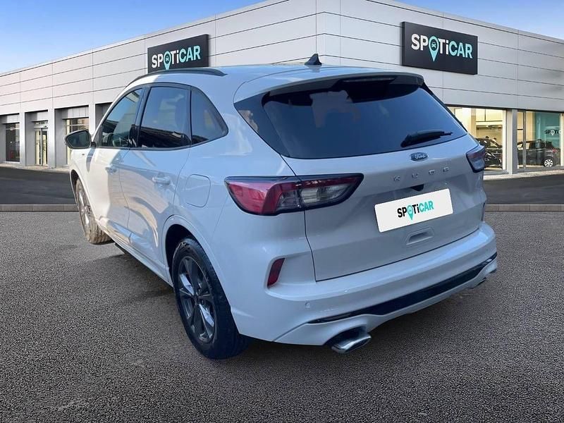 Usado Ford Kuga ST-Line 150 CV (110 kW) 2022 Blanco SUV