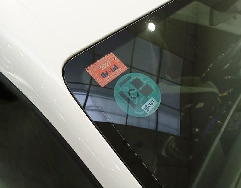 Usado VW Caddy 102 CV (75 kW) 2020 Blanco Monovolumen