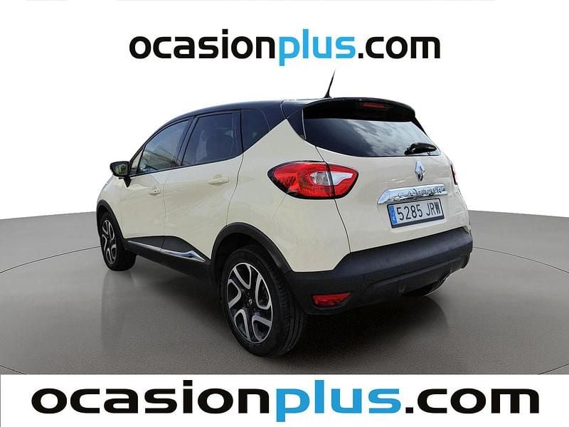 Usado Renault Captur Zen 90 CV (66 kW) 2016 Beige SUV