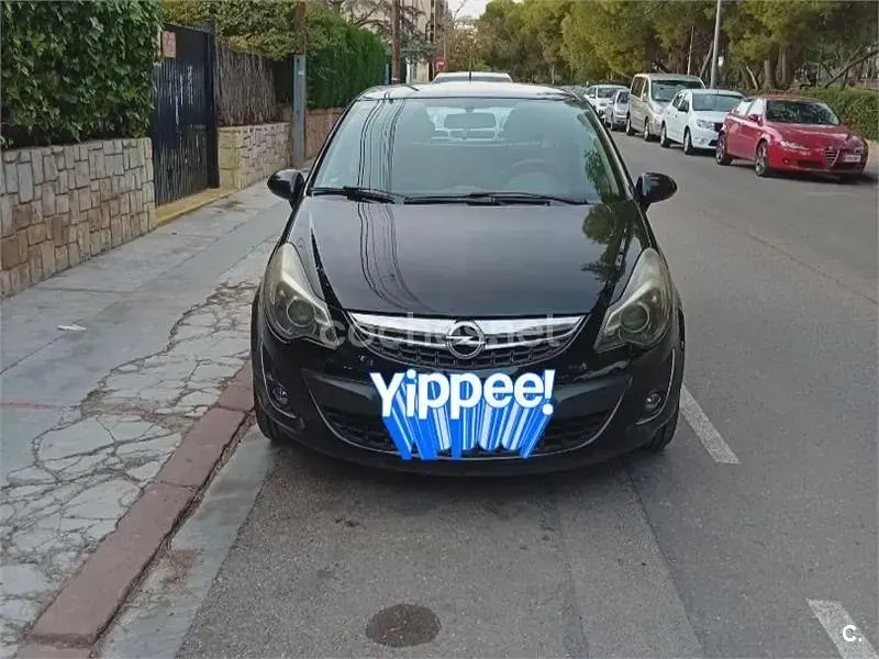 Usado Opel Corsa 85 CV (62 kW) 2011 Negro Utilitario