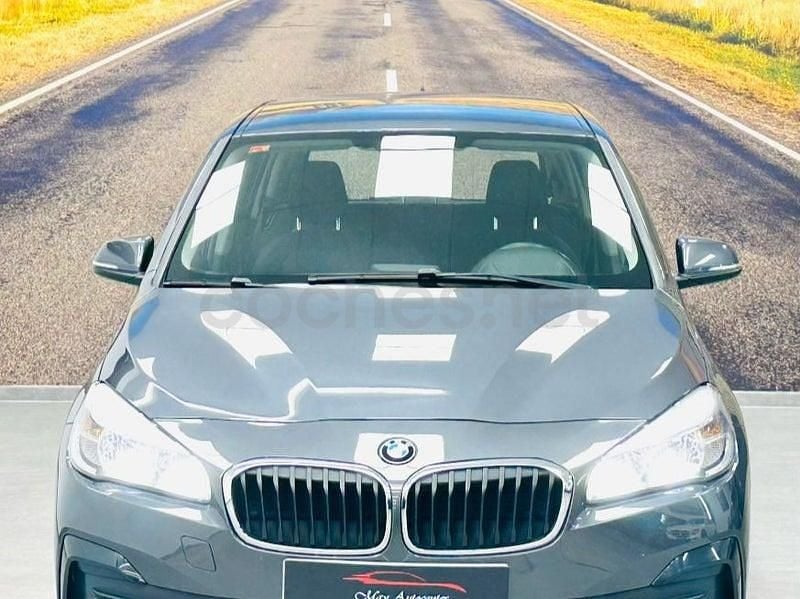 Usado BMW 218 140 CV (102 kW) 2020 Gris / plata Familiar