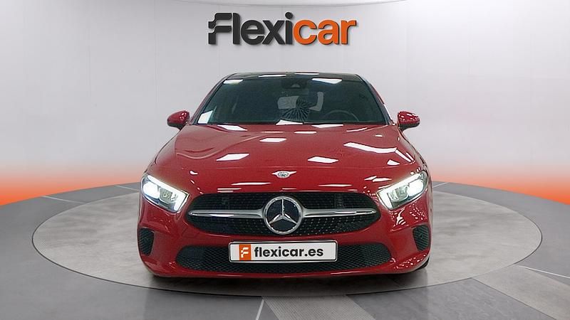 Käytetty Mercedes A180 116 HP (85 kW) 2019 Punainen Sedan