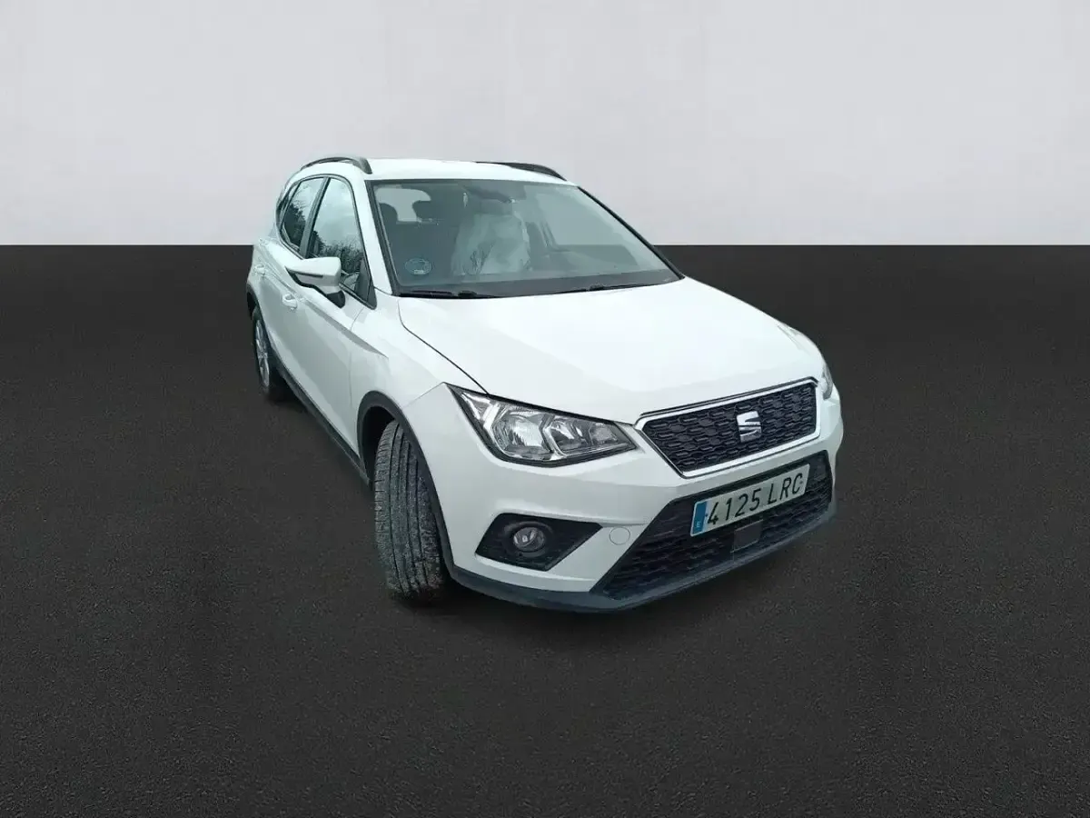 Usado Seat Arona Style 95 CV (69 kW) 2021 Blanco SUV