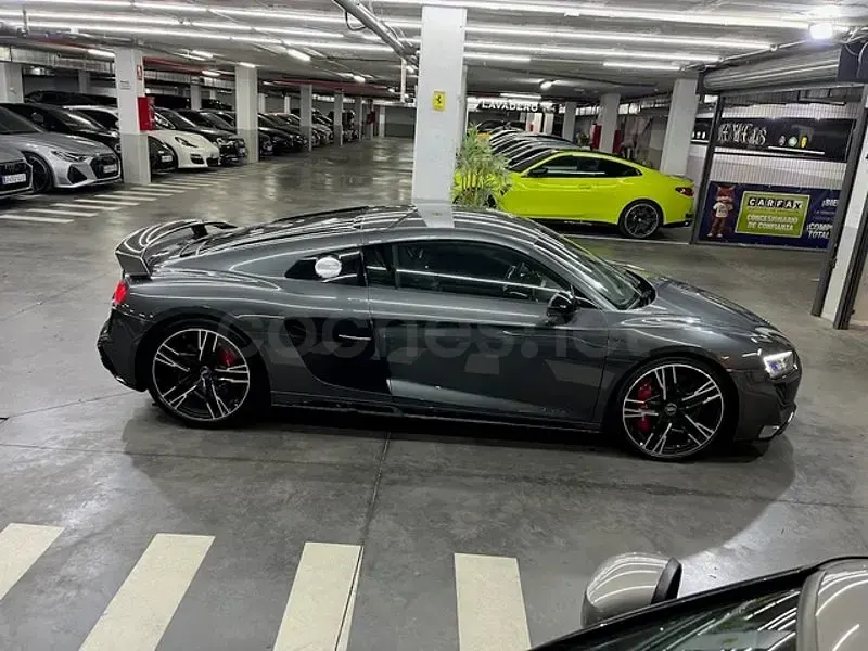 Usado Audi R8 Coupé Performance 620 CV (456 kW) 2020 Gris / plata Coupe