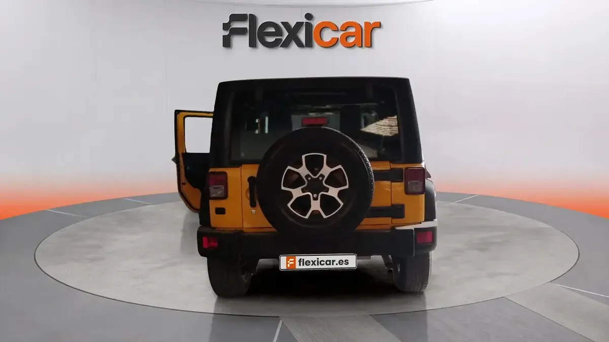 Käytetty Jeep Wrangler Unlimited 199 HP (146 kW) 2019 Keltainen Katumaasturi