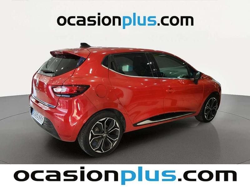 Usado Renault Clio IV Zen 90 CV (66 kW) 2018 Rojo Utilitario