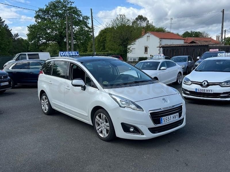 Usado Peugeot 5008 Active 150 CV (110 kW) 2014 Blanco Monovolumen