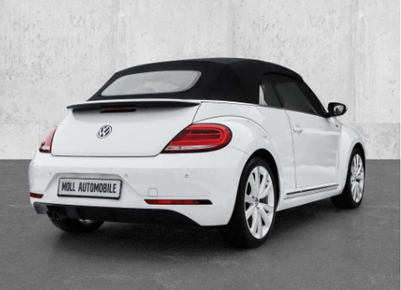 Usado VW Beetle Cabriolet Design 150 CV (110 kW) 2016 Blanco Descapotable