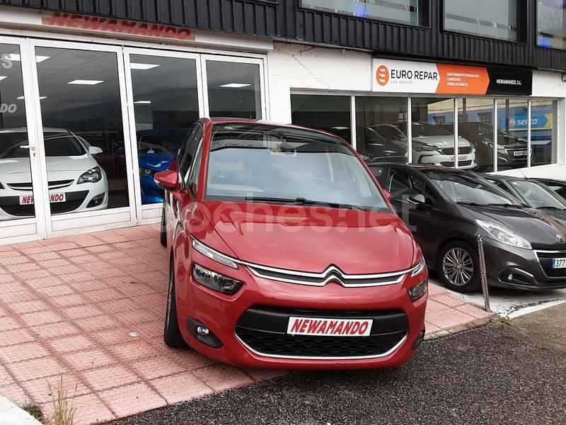 Usado Citroën C4 Picasso Feel 120 CV (88 kW) 2016 Rojo Monovolumen