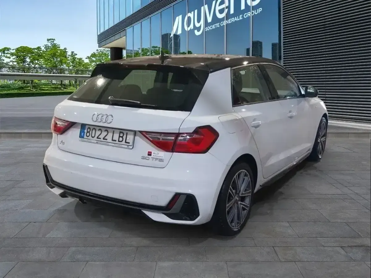 Usado Audi A1 S-Line 116 CV (85 kW) 2019 Blanco SUV