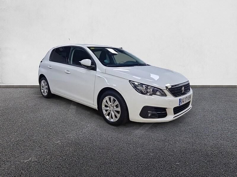 Usado Peugeot 308 Style 100 CV (73 kW) 2018 Blanco Berlina