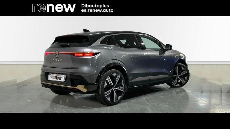 Usado Renault Mégane Iconic 161 kW (219 CV) 2022 Gris Berlina