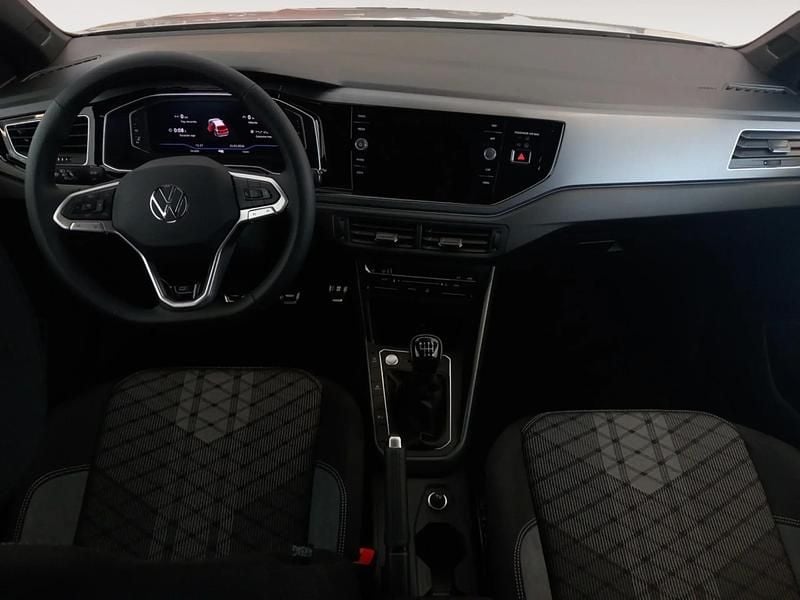 Nuevo VW Taigo R-line 116 CV (85 kW) 2026 Gris/plata SUV