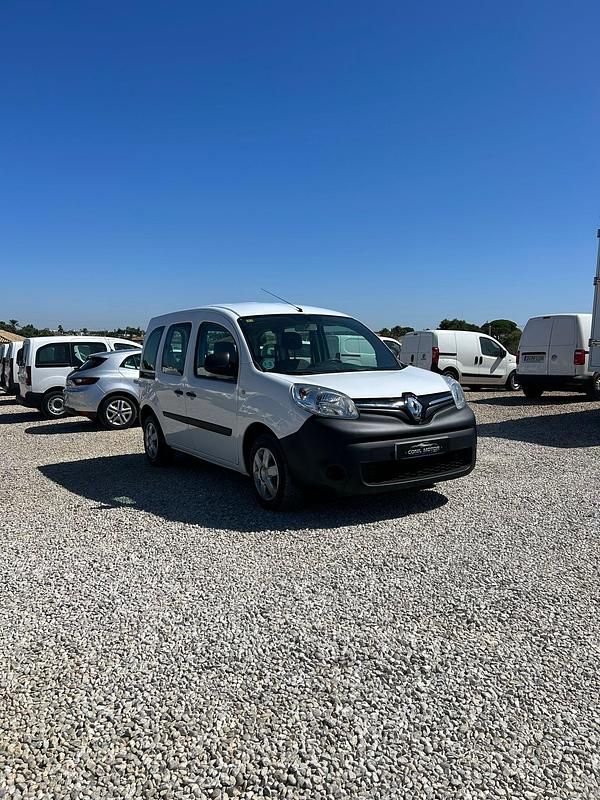 Usado 2018 Renault Kangoo Familiar | 11.500 € (Caro) - Imagen 1/4