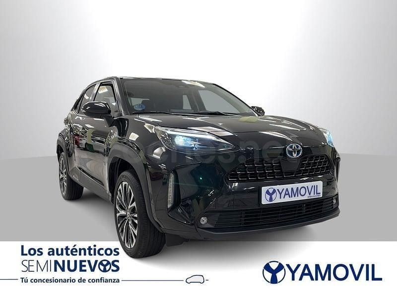 Usado Toyota Yaris Cross Style 116 CV (85 kW) 2022 Negro SUV
