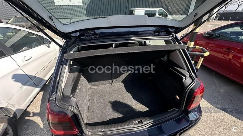 Occasion VW Golf III GTI 125 ch (91 kW) 1998 Bleue Berline