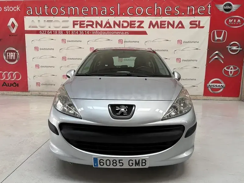 Usado Peugeot 207 95 CV (69 kW) 2009 Gris / plata Berlina