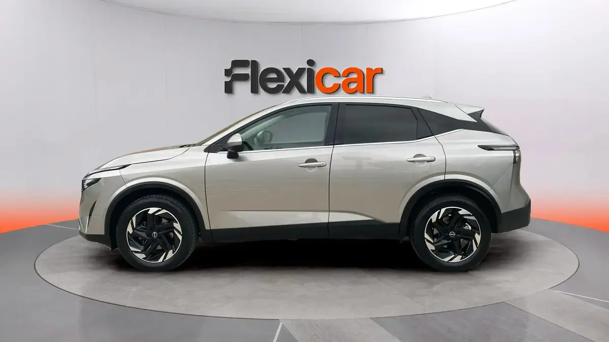 Usado Nissan Qashqai N-Connecta 158 CV (116 kW) 2025 Gris SUV