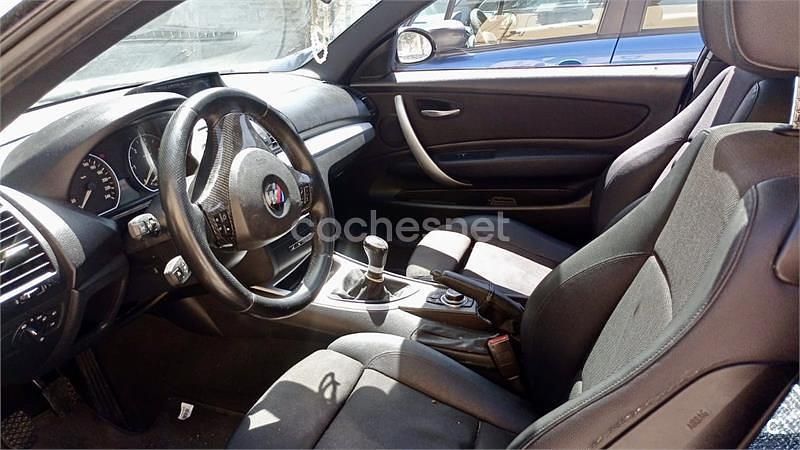 Begagnad BMW 118 143 HK (105 kW) 2009 Vit Halvkombi