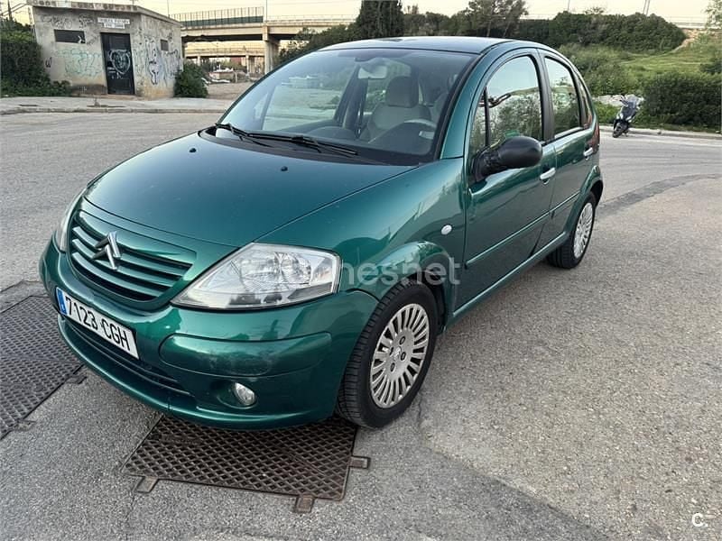 Usado Citroën C3 Exclusive 70 CV (51 kW) 2004 Verde Berlina