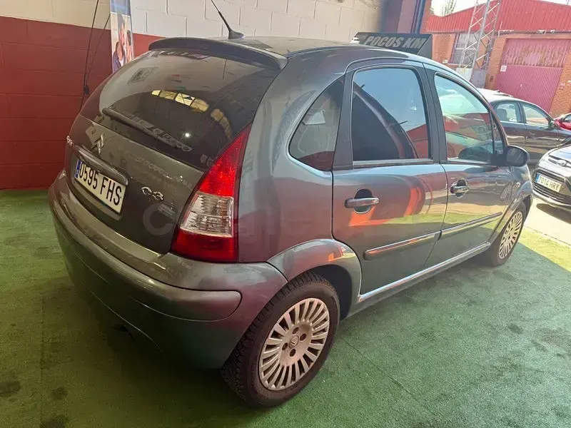 Usado Citroën C3 Exclusive 90 CV (66 kW) 2009 Gris / plata Berlina
