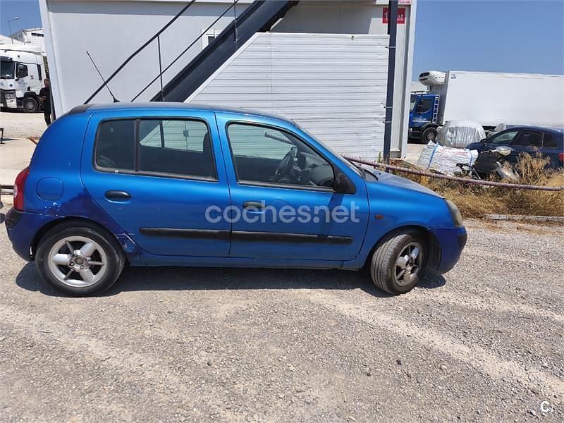 Azul Usado 2003 Renault Clio II Expression Berlina | 950 € (Super precio) - Imagen 1/4