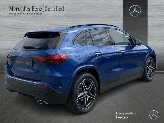 Usado Mercedes GLA200 163 CV (119 kW) 2025 Azul espectra SUV