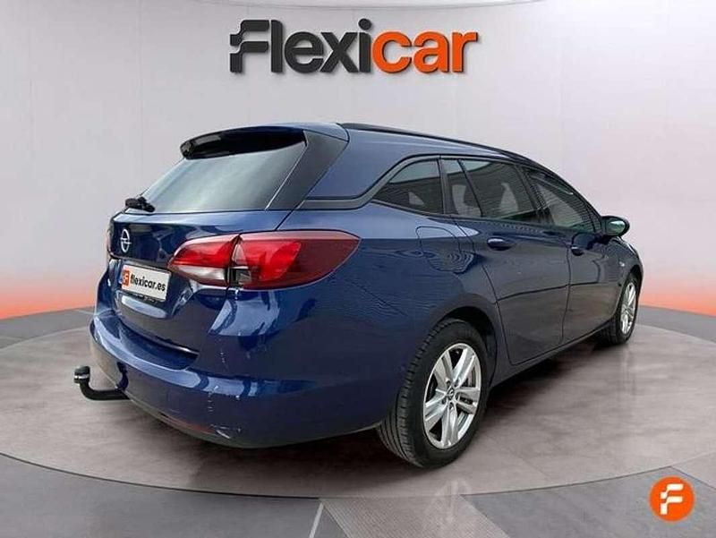Usado Opel Astra Business Elegance 131 CV (96 kW) 2021 Azul Familiar