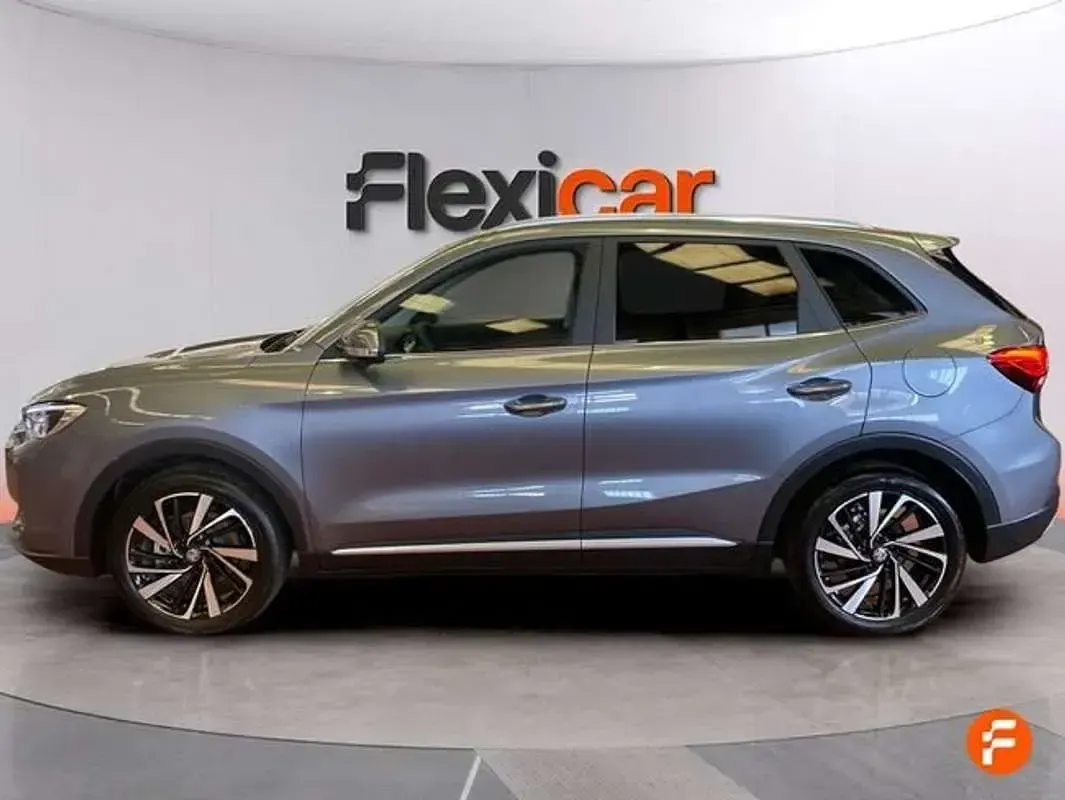 Usado MG ZS Comfort 197 CV (144 kW) 2025 Gris SUV