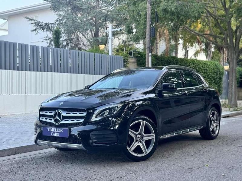 Negro Usado 2018 Mercedes GLA180 AMG line SUV | 22.490 € (Precio justo) - Imagen 1/4