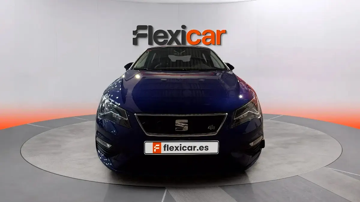 Usado Seat Leon FR 150 CV (110 kW) 2019 Azul Berlina