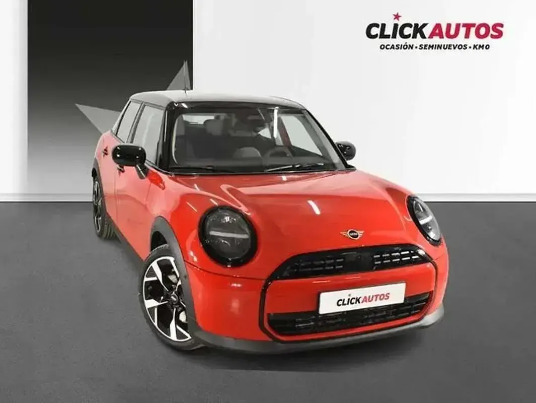 Usado Mini Cooper Classic 114 kW (156 CV) 2025 Rojo Utilitario