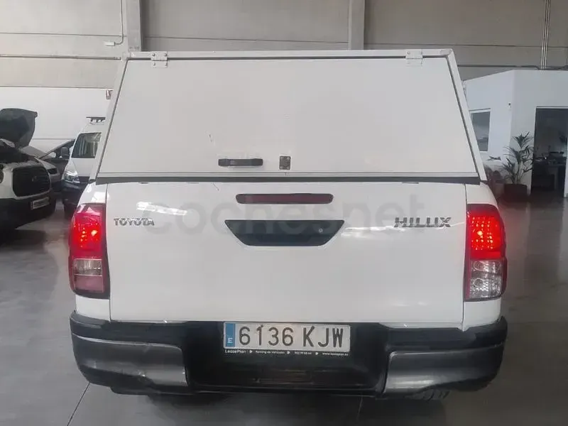 Usado Toyota HiLux 150 CV (110 kW) 2018 Blanco Pickup/Camioneta