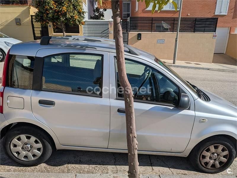 Usado Fiat Panda Dynamic 69 CV (50 kW) 2011 Gris / plata Utilitario