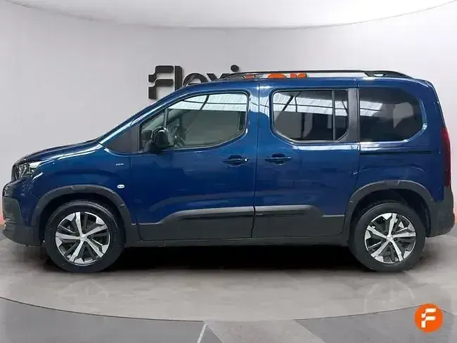 Usado Peugeot Rifter GT 100 CV (73 kW) 2023 Azul Monovolumen