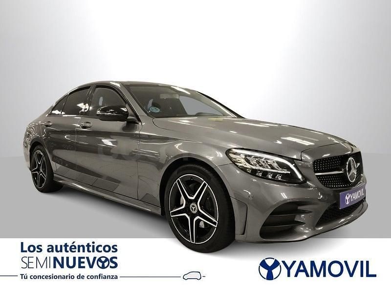 Usado Mercedes C200 160 CV (117 kW) 2020 Gris / plata Berlina