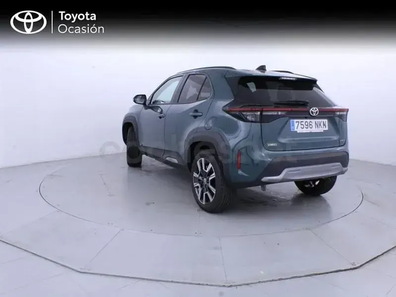 Nuevo Toyota Yaris Cross Style 130 CV (95 kW) 2026 Verde SUV