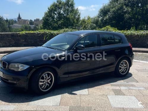 Negro Usado 2008 BMW 118 Utilitario | 5200 € (Precio justo) - Imagen 1/4