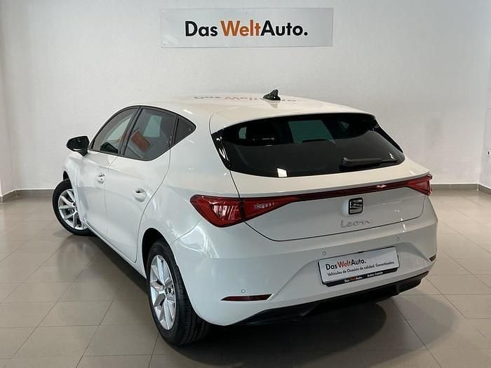 Blanco Usado 2025 Seat Leon Style Utilitario | 19.490 € (Buen precio) - Imagen 1/4