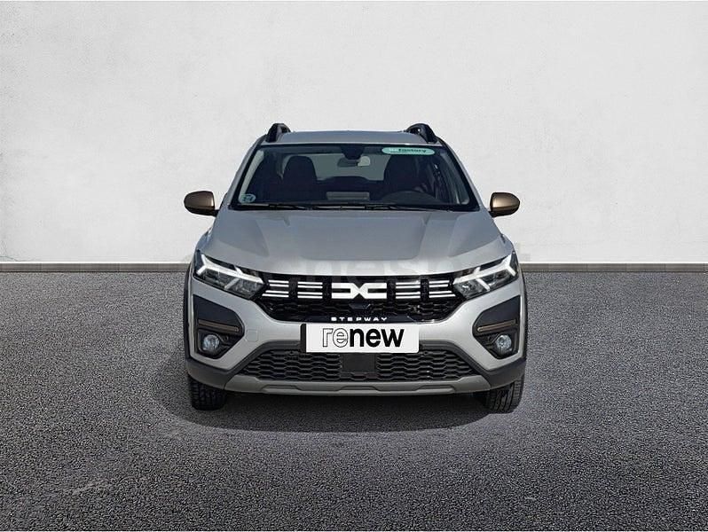 Usado Dacia Sandero Extreme 91 CV (66 kW) 2024 Gris / plata Berlina