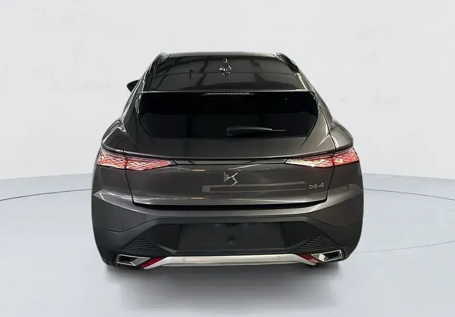Usado DS Automobiles DS4 Crossback Opera 130 CV (95 kW) 2023 SUV