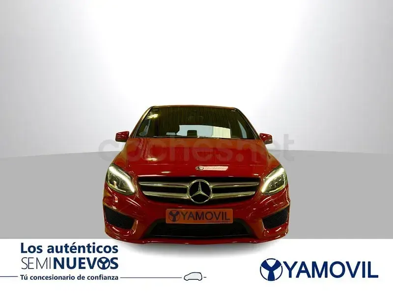 Usado Mercedes B200 136 CV (100 kW) 2017 Rojo Utilitario