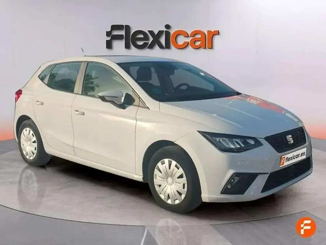 Usado Seat Ibiza Reference 80 CV (58 kW) 2023 Blanco Utilitario
