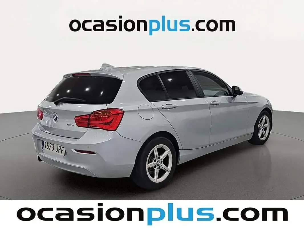 Usado BMW 116 116 CV (85 kW) 2016 Gris Utilitario